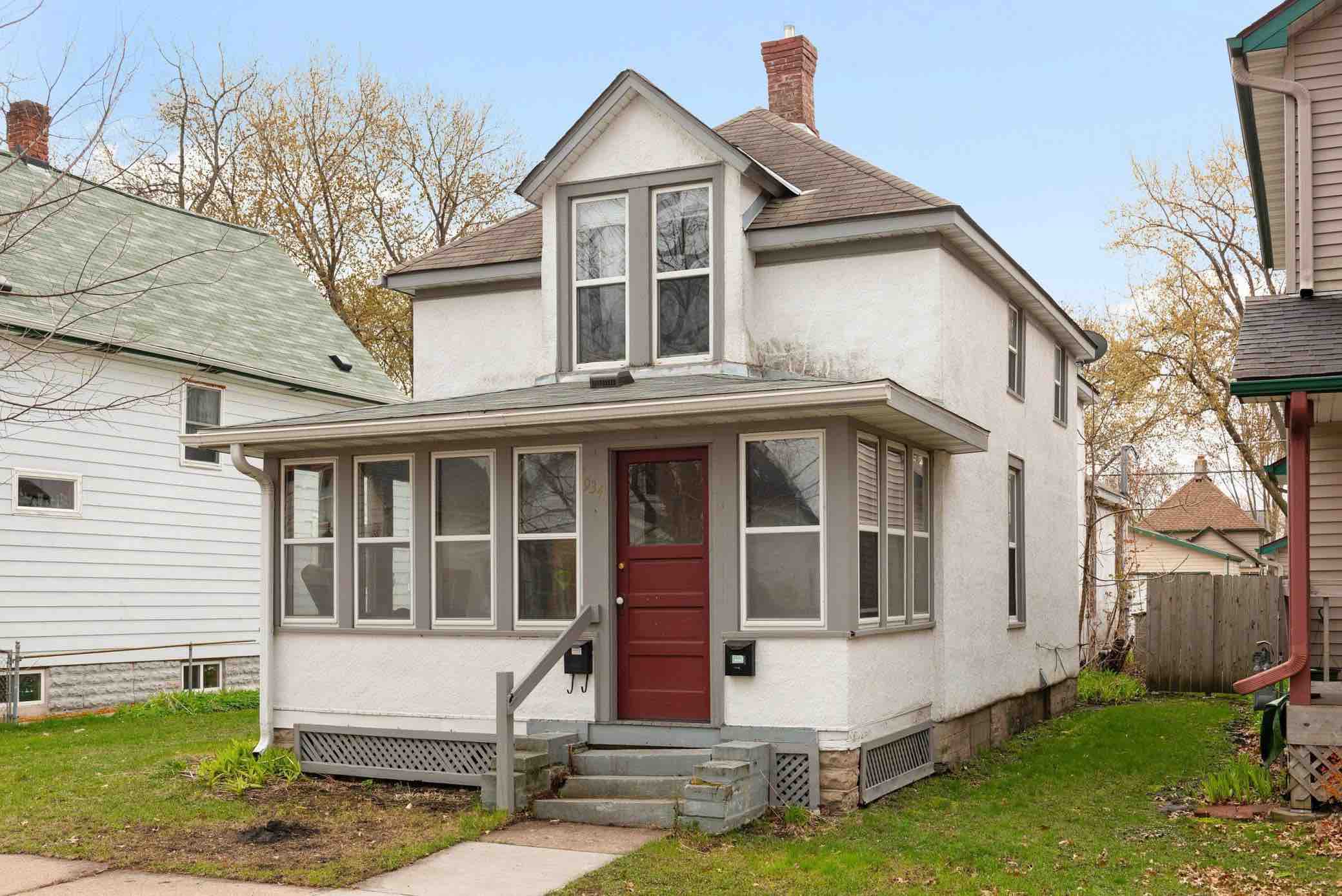 Duplexes & Triplexes for sale in the West 7th neighborhood of St Paul, MN